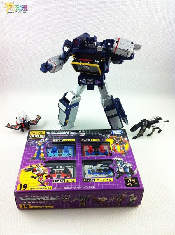 MP 13 Soundwave  Takara Tomy Transformers Masterpiece Figure Image  (130 of 150)